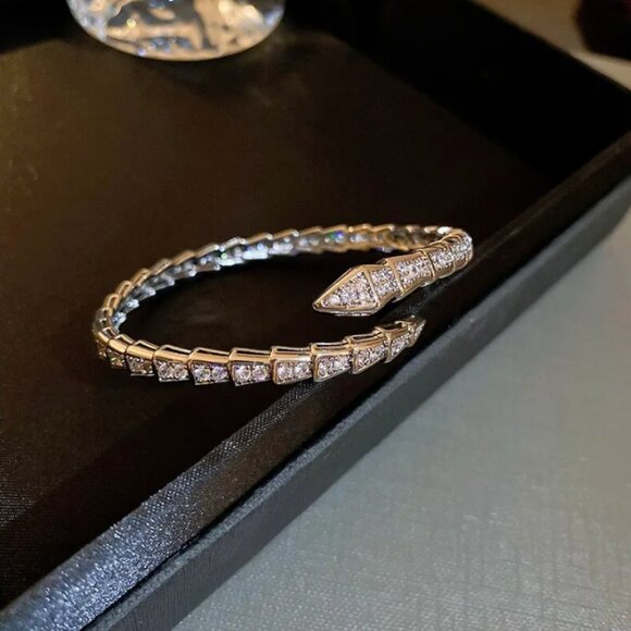 925 Sterling Silver Diamond Solitaire Snake Adjustable Cuff - Picture 1 of 4